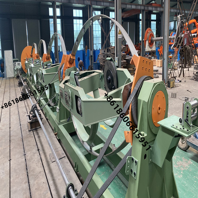 machine de 160r/Min Skip Type Laying Up avec la tornade d'arc de fibre de carbone