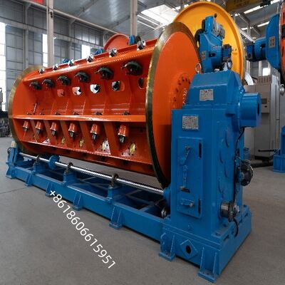 Filière rigide équipée d'un système de chargement automatique par lots avec verrouillage automatique de la broche et contrôle automatique de la tension